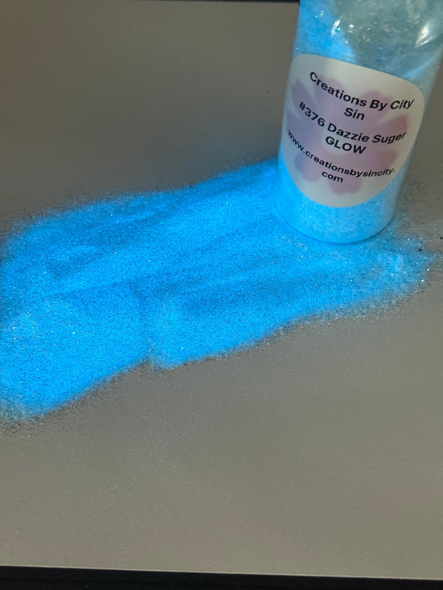 #376 Dazzle Suger GLOW