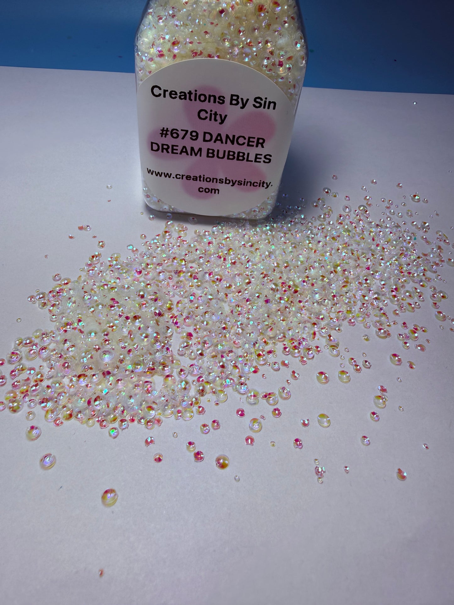 #679 DANCER DREAM BUBBLES
