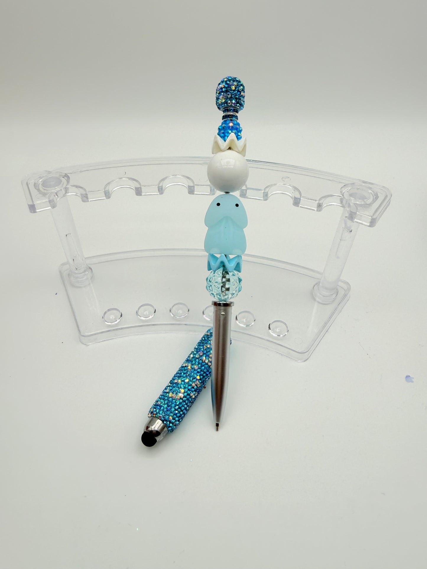 #40 STYLIST THAT TURNS INTO A PEN
