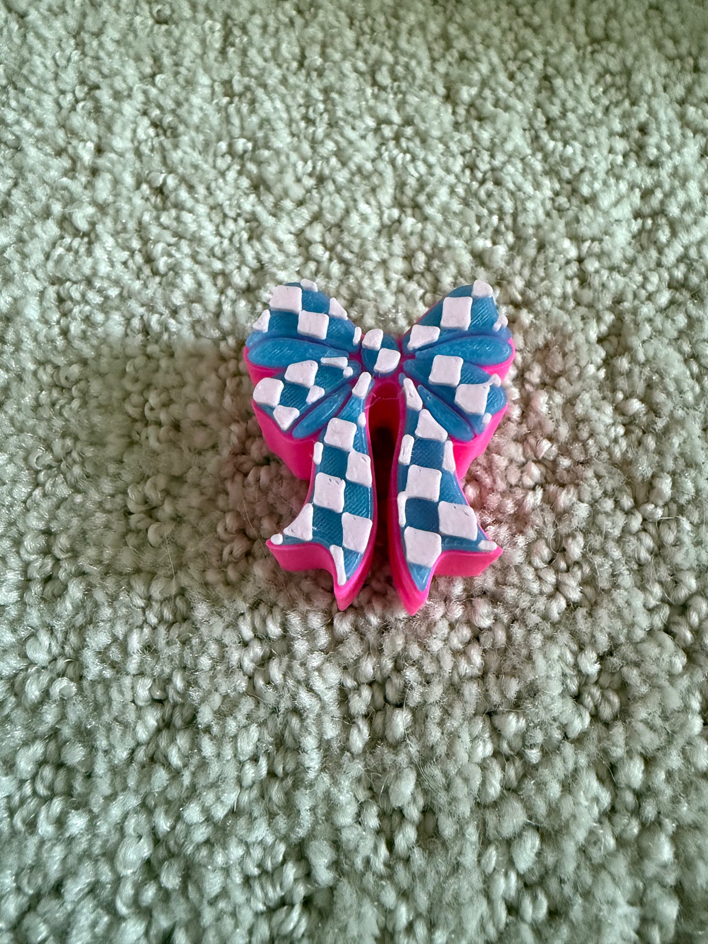 RETRO BOW STRAW HUGGIES