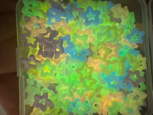 #1010 GLOW IN THE DARK HOLLOW STARS