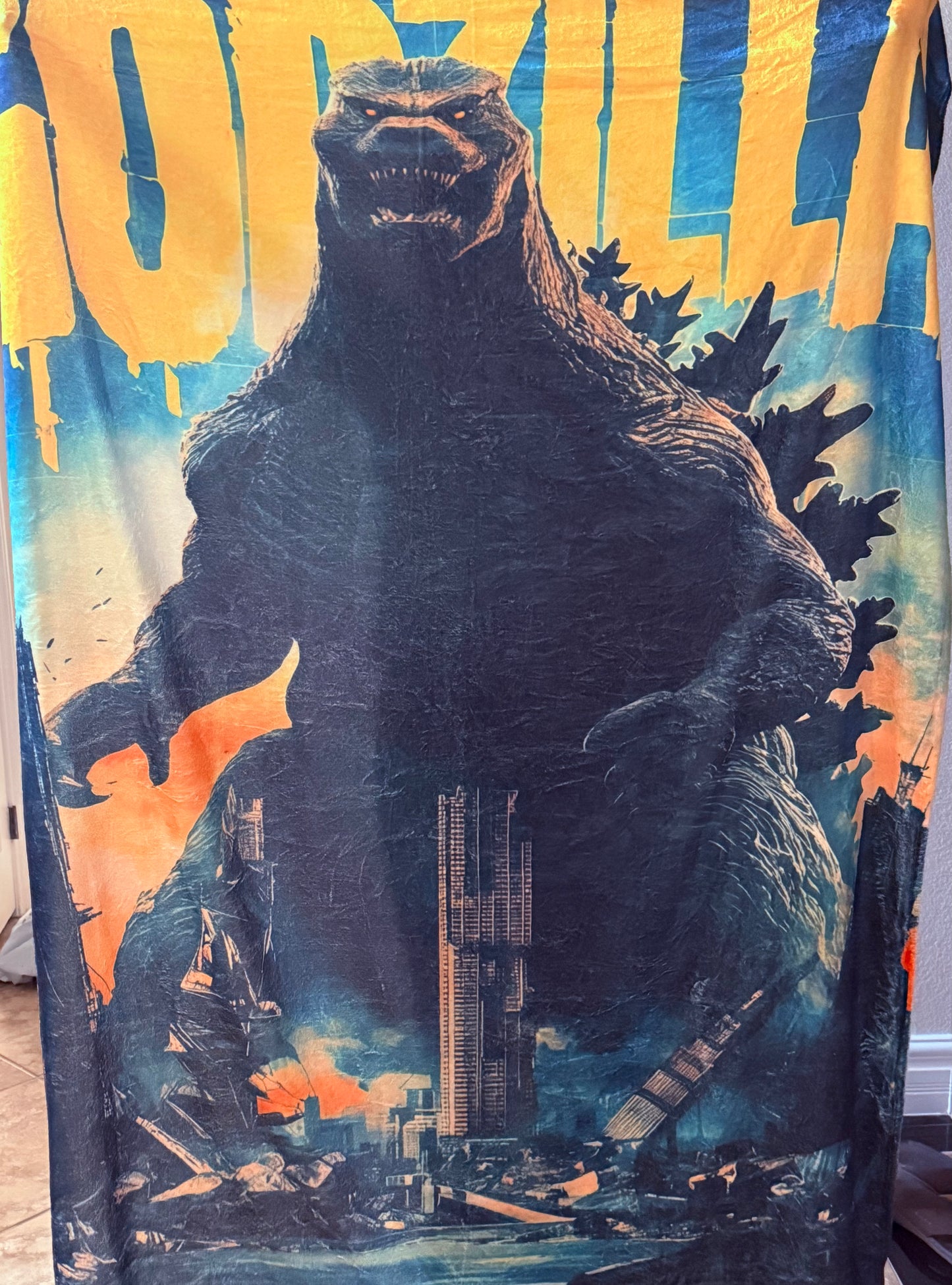 GODZILLA SUPER SOFT BLANKET