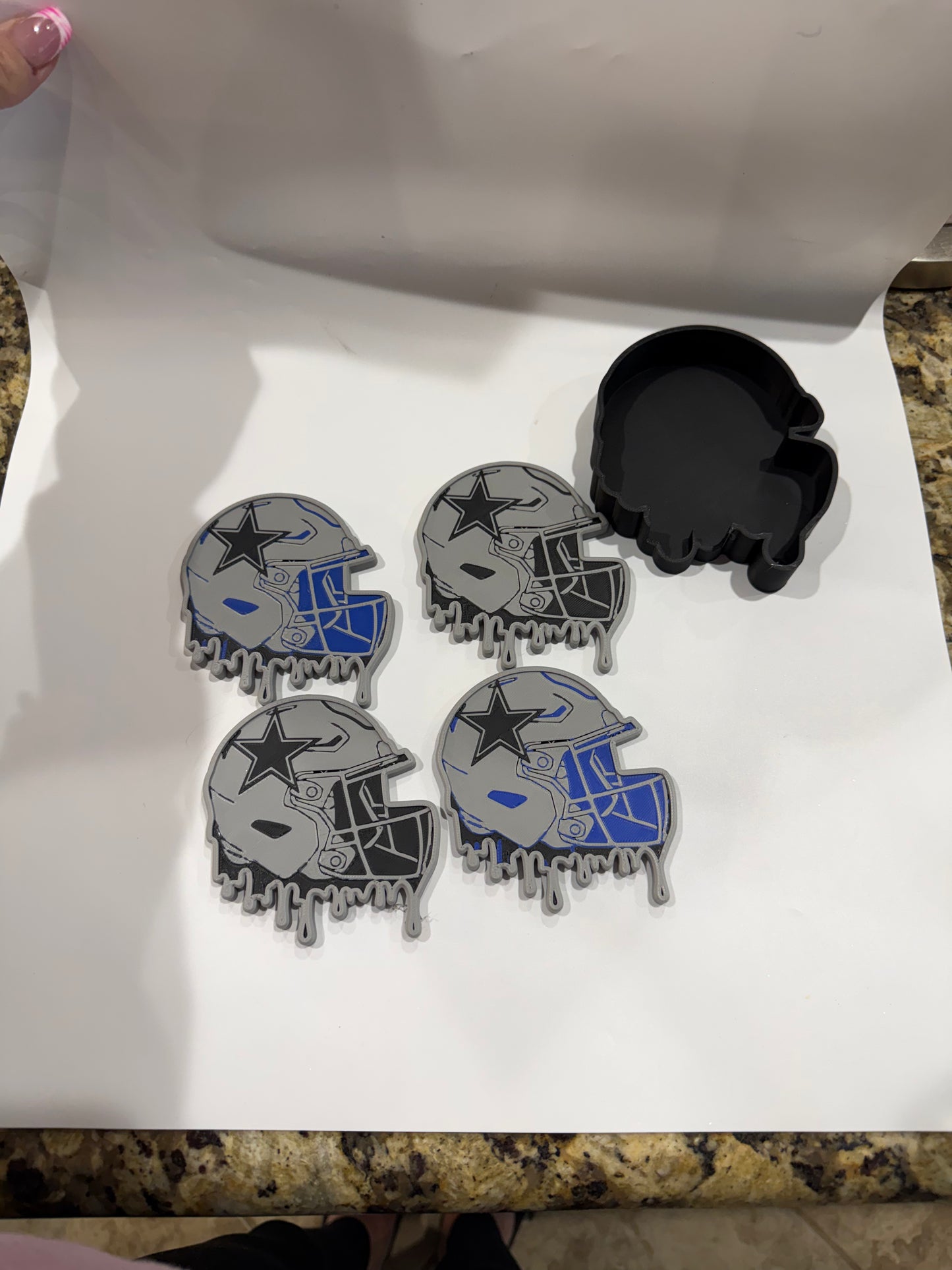 DALLAS COWBOYS FOUR PIECE COASTER SET WITH HOLDER