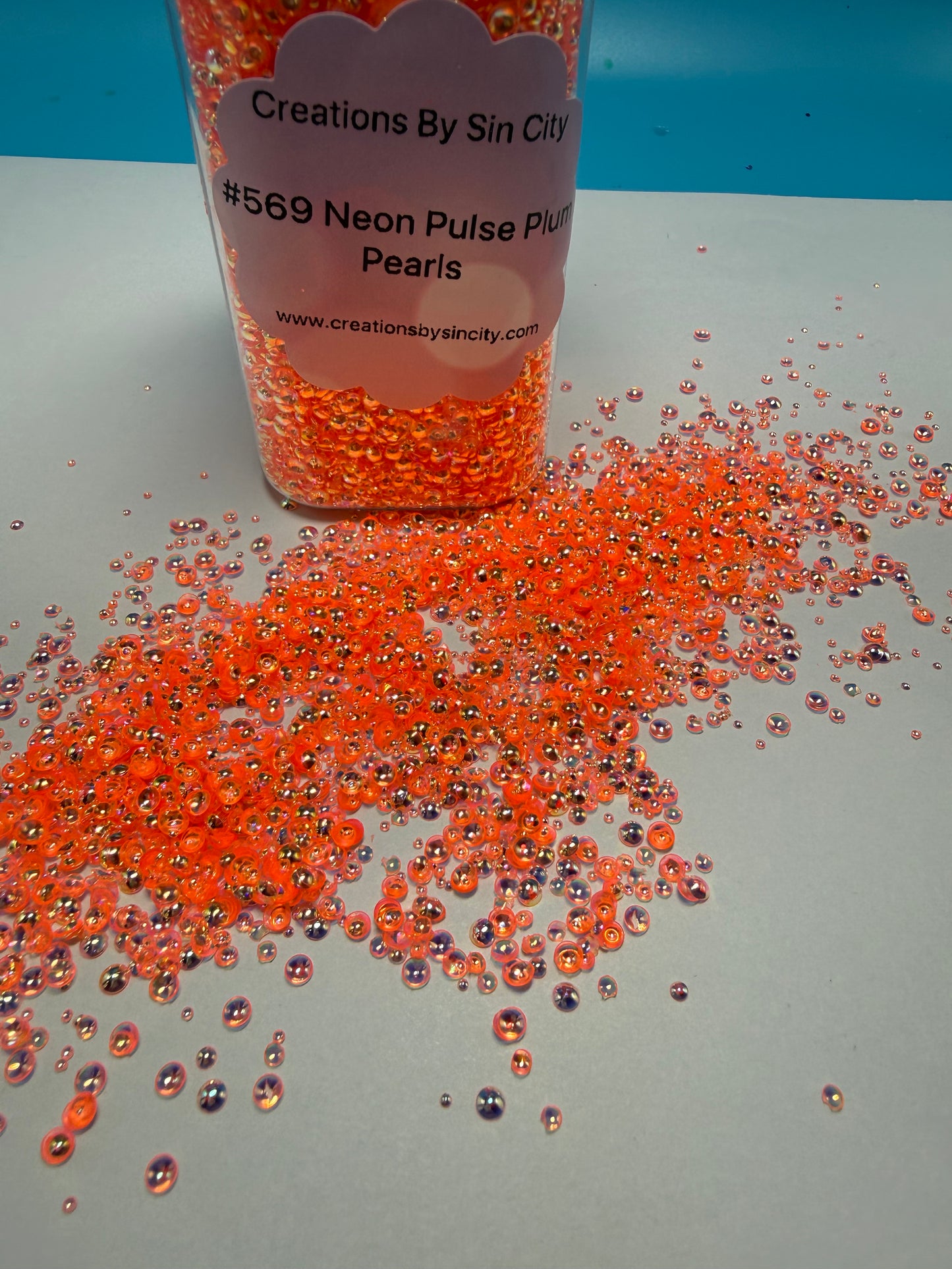 #569 NEON PULSE PLUM PEARLS