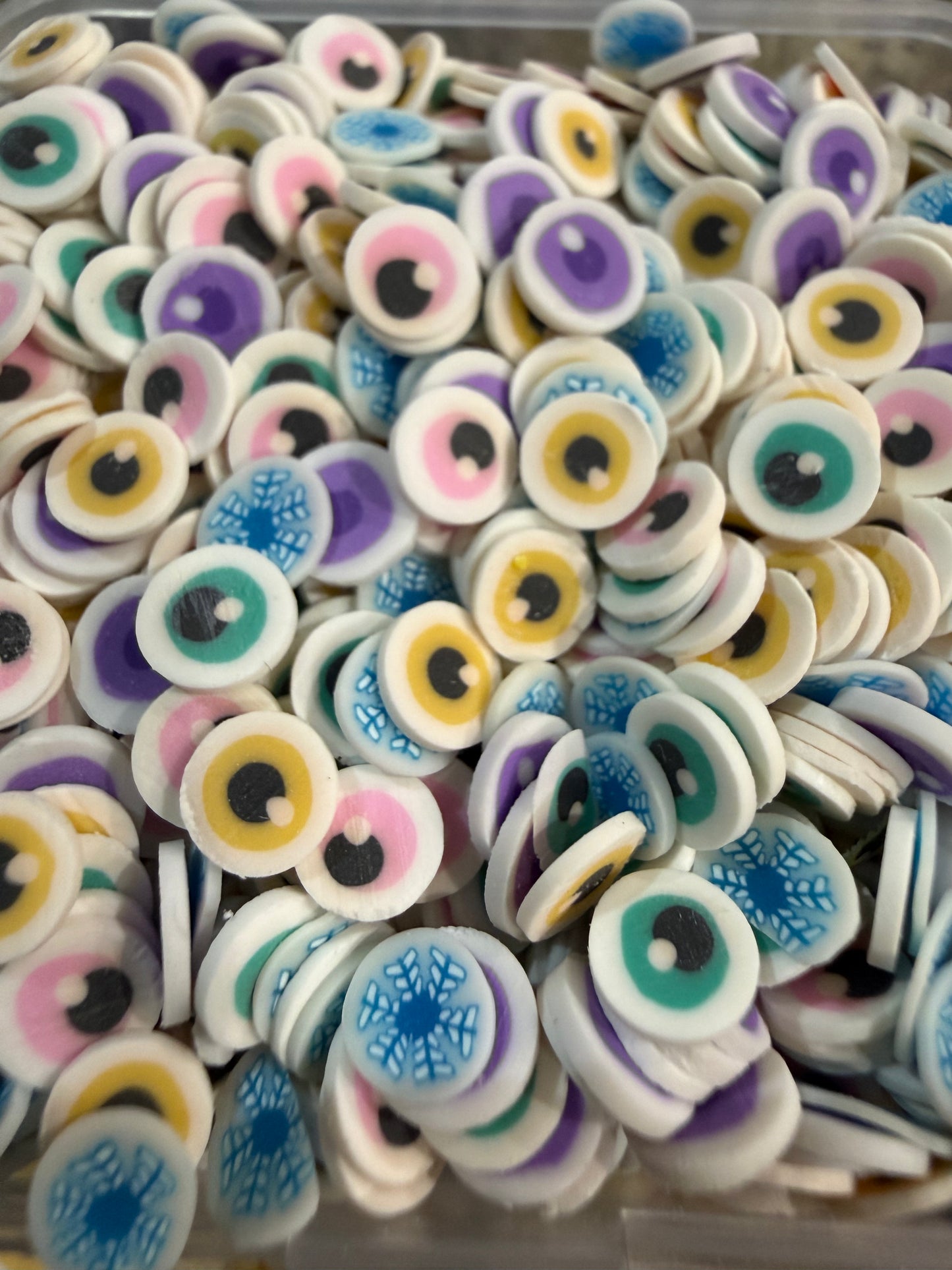 2076 EYEBALLS