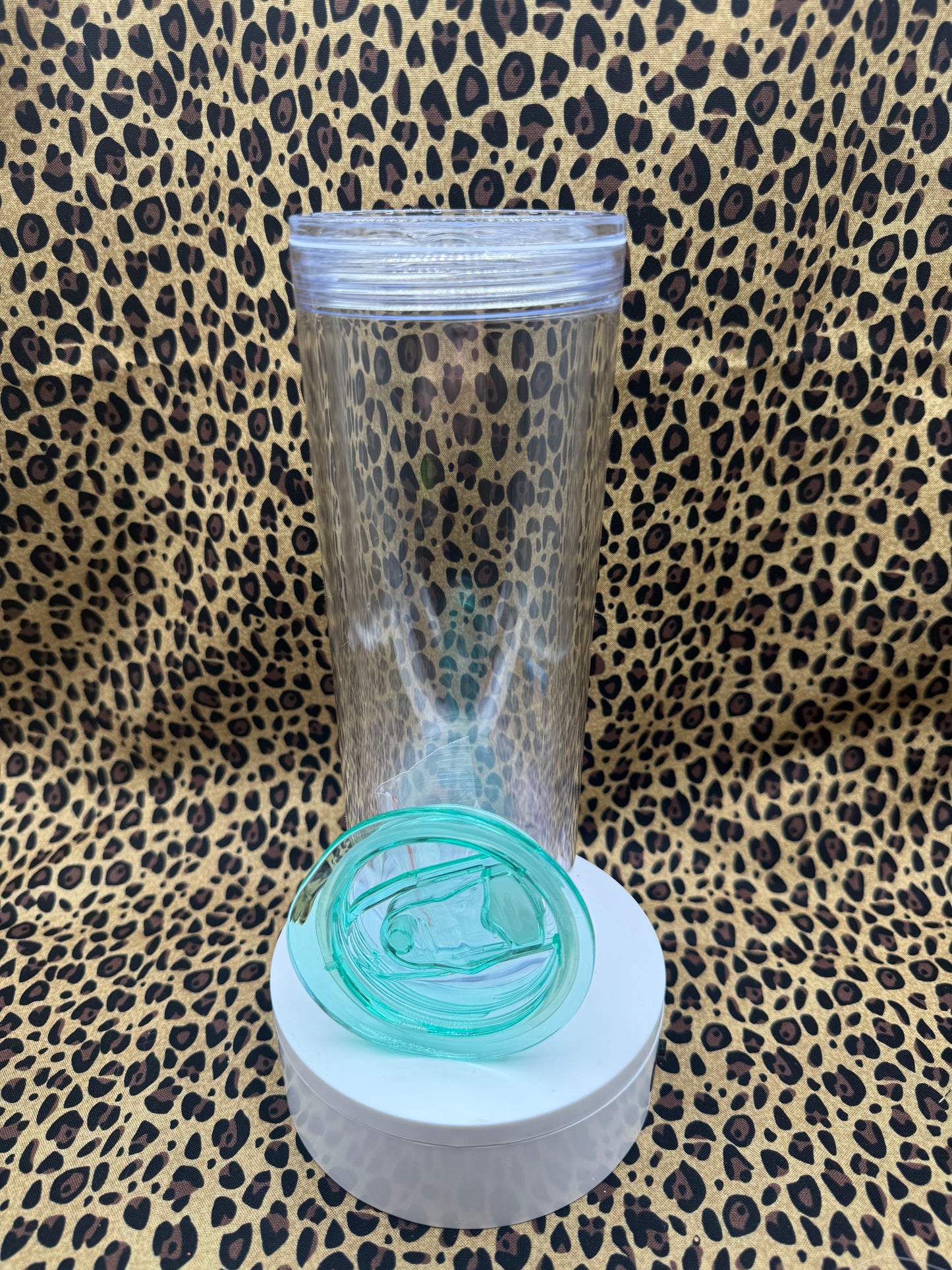 20oz MINT, GREEN LID ACRYLIC SNOW GLOBE