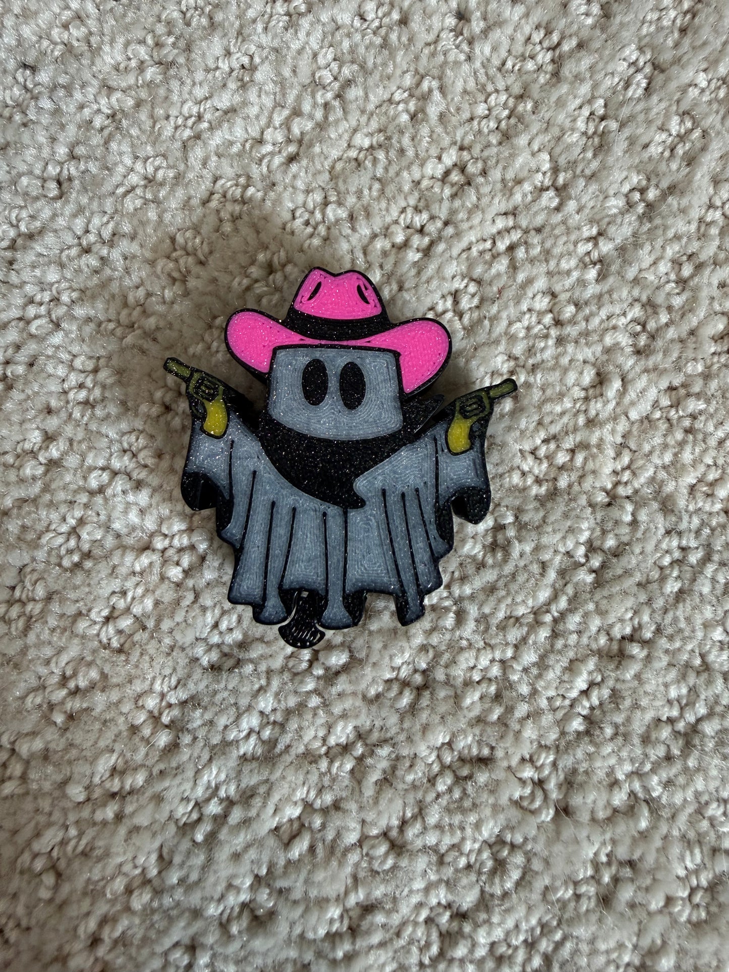 GLOW IN THE DARK GHOST STRAW HUGGY